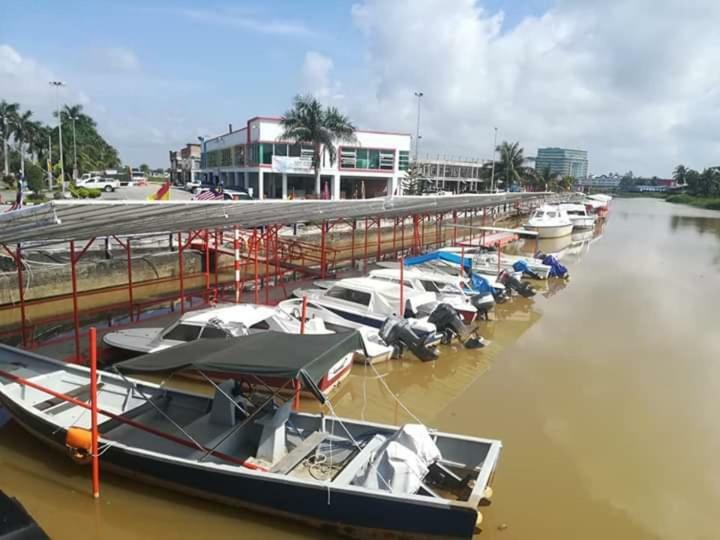 Golden Swan Sibu Homestay Exterior photo